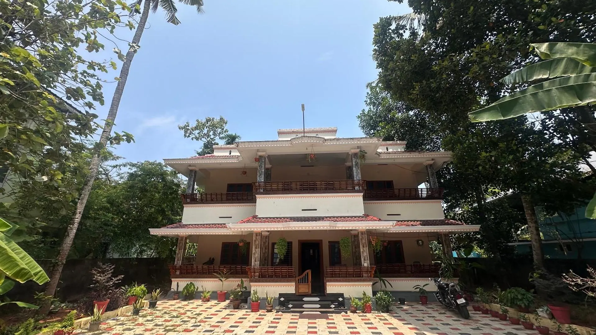 Guest house Ojaswi Kalaripayattu And Wellness Centre Hotel Varkala